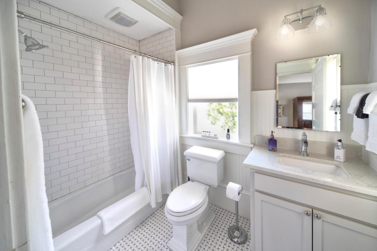 Katy House Bed And Breakfast Smithville ภายนอก รูปภาพ