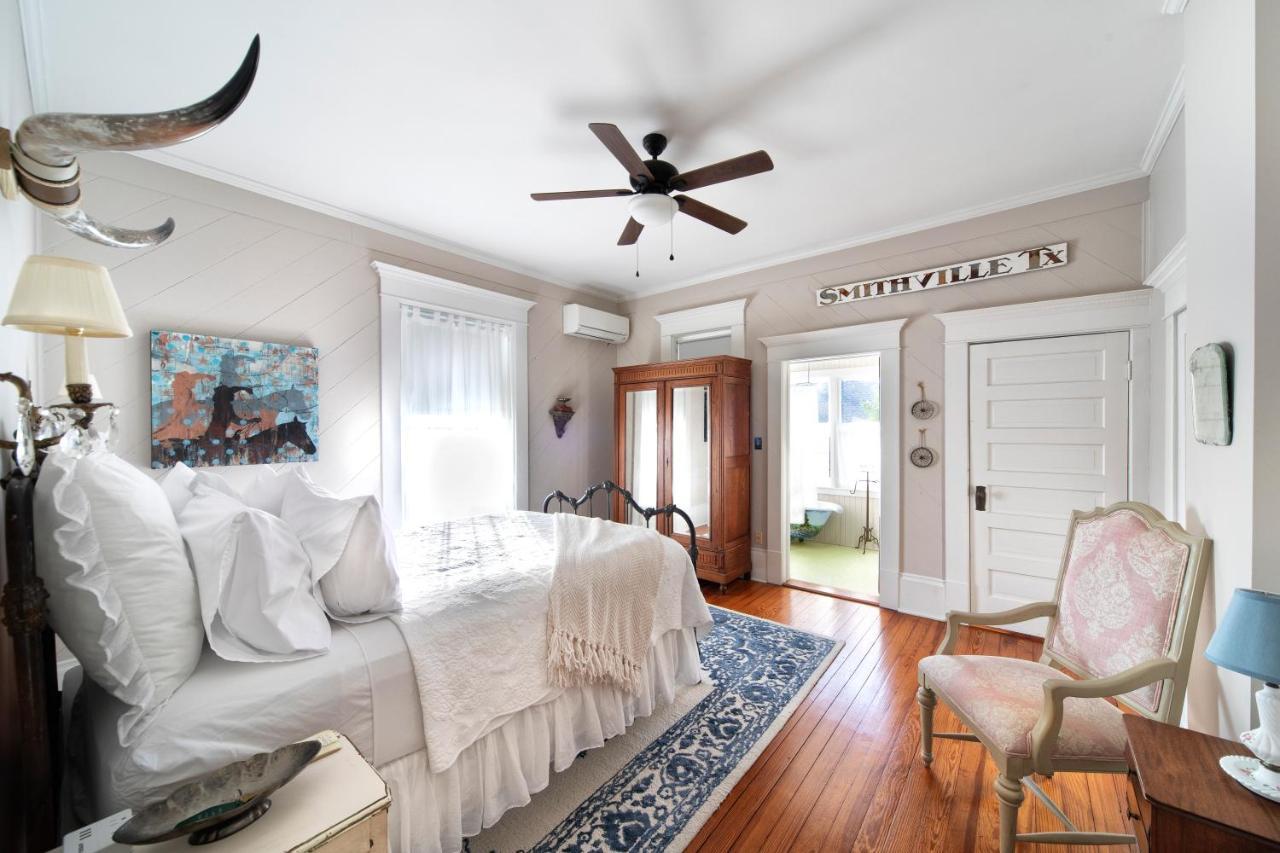 Katy House Bed And Breakfast Smithville ภายนอก รูปภาพ